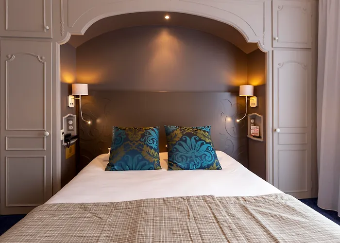 Hotel Grand Gallia&londres 4*