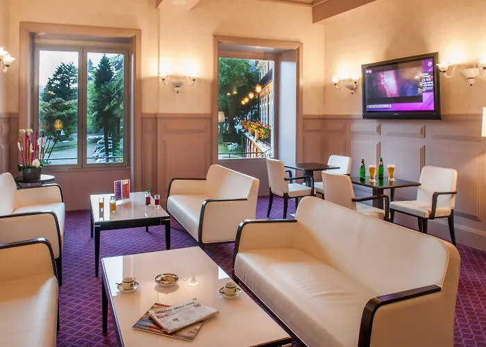 酒店 Grand Gallia & Londres 4*