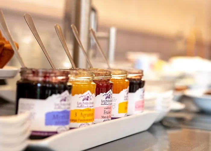 酒店 Grand Gallia & Londres 4*