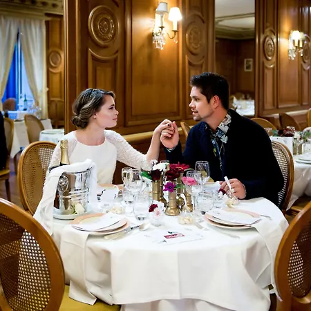 Отель Grand Gallia & Londres Лурд