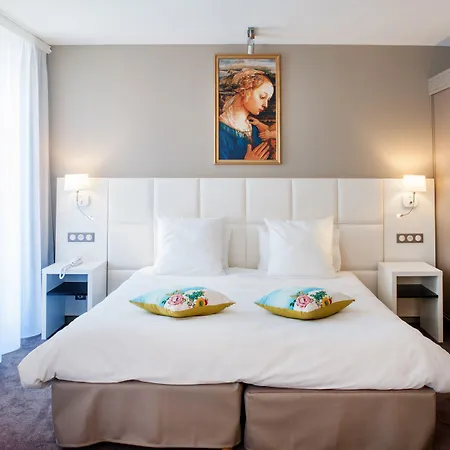 Grand Gallia & Londres Hotel 4*